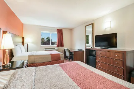 Motel 6 Tinton Falls NJ  Neptune Отели в г. Хауэлл