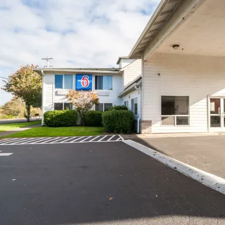 Motel 6 Seaside, or