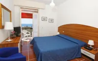Hotel Mediterraneo Hôtels à : Cogorno
