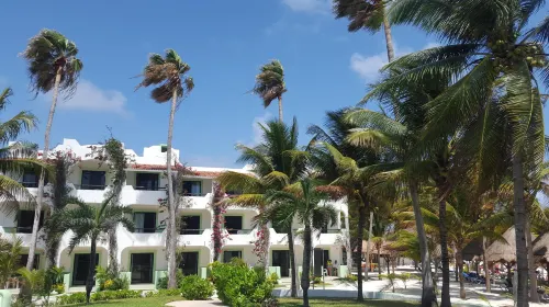 Hotel Club Akumal Caribe Hotels in Akumal