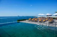 Windsor Leme Hotel - Infinity Pools