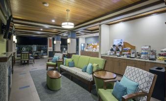Holiday Inn Express & Suites Kailua-Kona