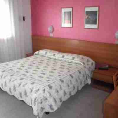 Hotel Touring Rooms