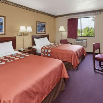 Super 8 by Wyndham Greenville