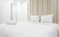Spacious 1Br Apartment at Praxis by Travelio - Kitchens