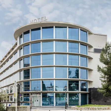 Exe Cunit Suites & Spa