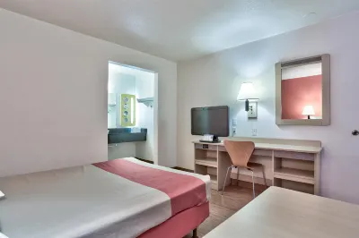 Motel 6 Flagstaff, AZ - West - Woodland Village Các khách sạn ở Flagstaff