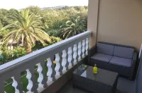 Fiori Hotel Các khách sạn ở Paleokastrites