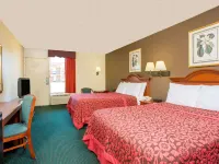 Days Inn by Wyndham Forsyth Hotels in Forsyth