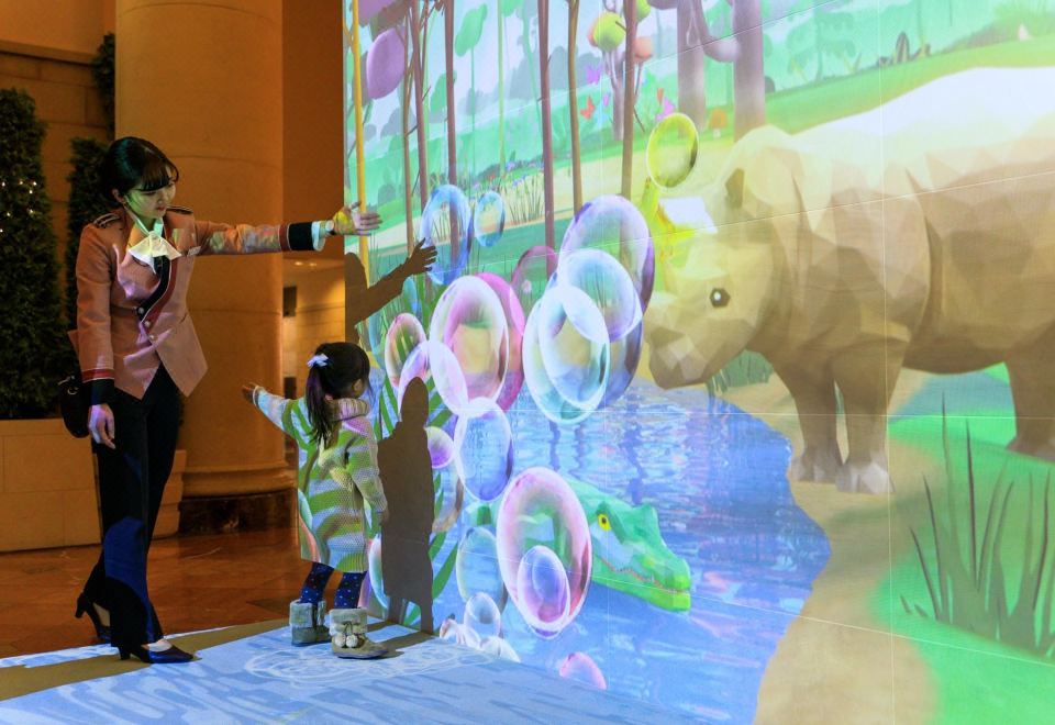 컴포트 스위트 도쿄 베이 로비