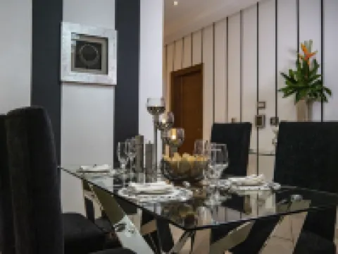 Oak Plaza Suites Hotels in Kumasi