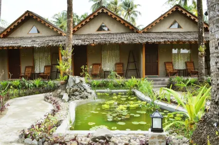 Diamond Hotel Ngapali Отели в г. Gyeiktaw