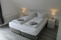 Haus Krabbensucher Hotels in Norden