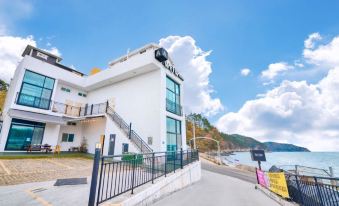 Yeosu Wow A Pension