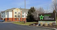 Extended Stay America Select Suites - Milwaukee - Waukesha Hotels near Silvernail Shopping Center