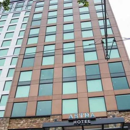 Astra Hotel, Seattle, A Tribute Portfolio Hotel Отели рядом с достопримечательностью «Тихоокеанский научный центр»