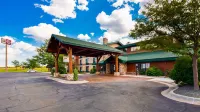 Best Western Plus Sidney Lodge Hotels in Sidney