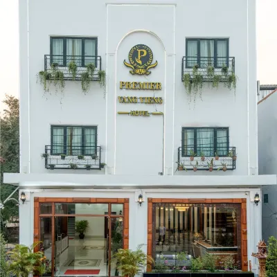 Premier Vang Vieng Hotel Hotel in zona Ristorante indiano Aysha