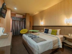 Urbanview Hotel Best Skip Palembang