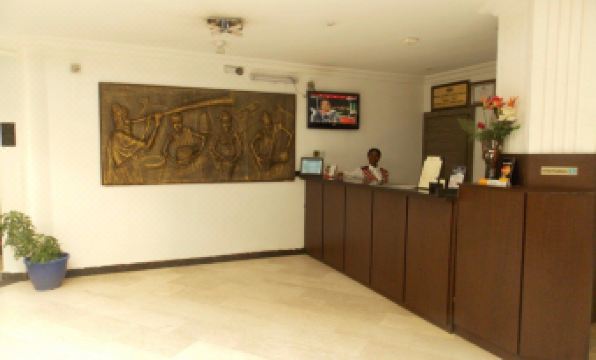 나이에 서배너 스위트(Thornberry Savannah Suite Hotel) 3성급 호텔 로비