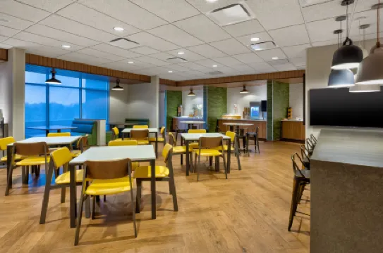 Fairfield Inn & Suites Grand Rapids North