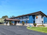 Super 8 by Wyndham Baxter/Brainerd Area Hotels in Baxter