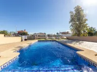 Alex - Swimmingpools