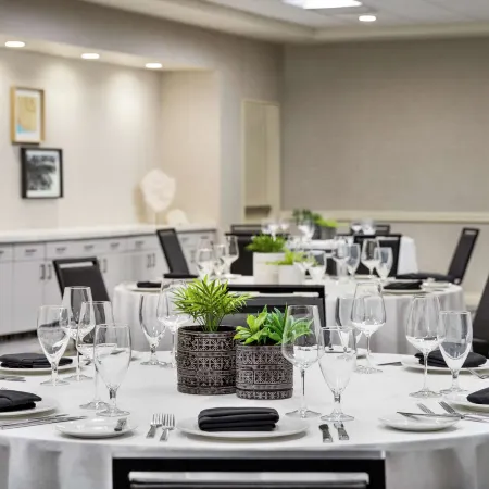 Hilton Garden Inn Carlsbad Beach