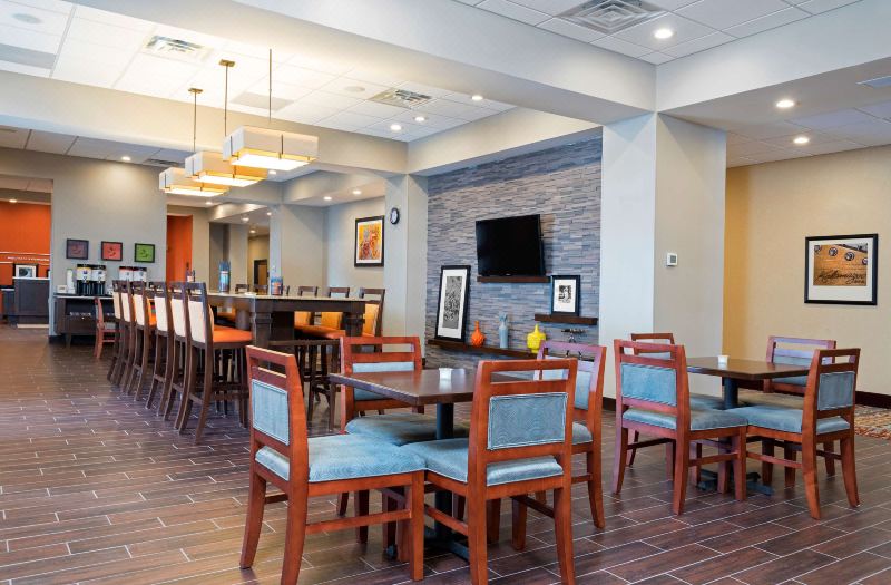 Hampton Inn Kalamazoo photo 4