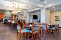 Hampton Inn Kalamazoo - breakfast