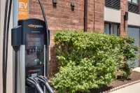 Best Western Chicago - Downers Grove - parking