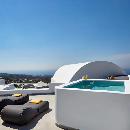 Aperanto Suites