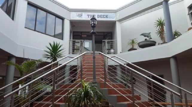 Gonubie Hotel - Housity