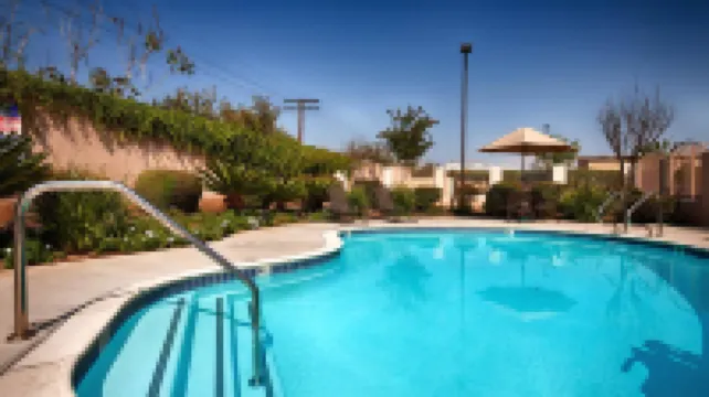 Best Western Plus Route 66 Glendora Inn