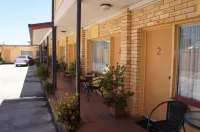 Ayrline Motel Hotels in Ayr