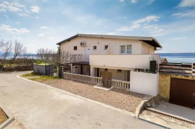 Apartmani Bregovec Maslenica