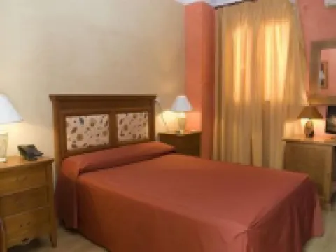 Hotel Esmeralda Hotels in Osuna