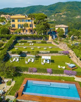 Villa Riviera Resort Hotels in Santa Giulia