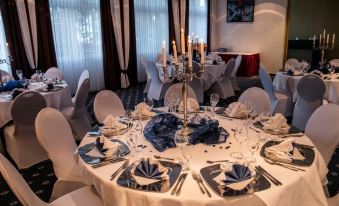 Konferenzhotel Ysenburger Hof - Housity