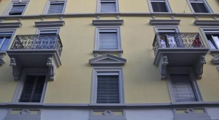 Inside Five