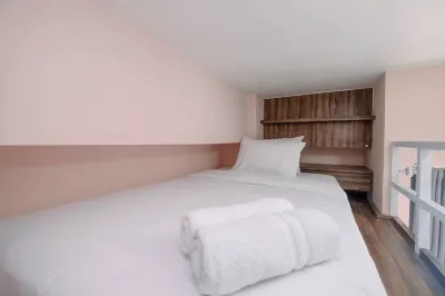 Minimalist and Comfy Studio Dave Apartment by Travelio Hotels in East Beji