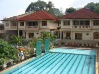 Montana Resort Hotels in Cisarua
