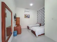 RedDoorz @ Tanakatto Homestay Waikabubak West Sumba Regency 호텔