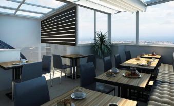 50th Guest House - Housity