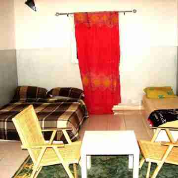 Auberge Samiraa - Hostel Rooms