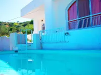 Villa Konaki - Meerblick