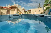 Fiorentinos Villa - Villas