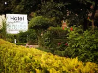 Entrée Hotel Groß Borstel Hotels in der Nähe von U-Bahnhof Lattenkamp