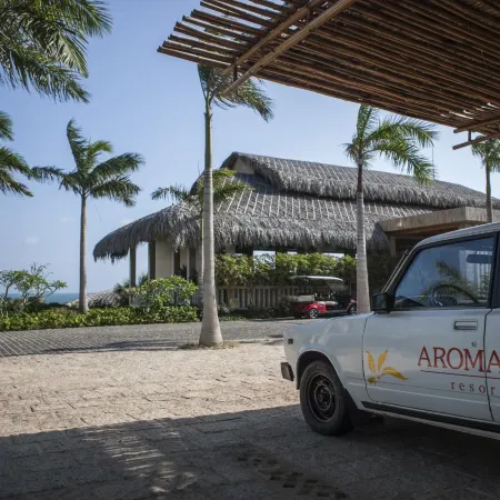 Aroma Beach Resort and Spa