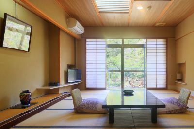 和室10畳〜渓谷側〜 鬼怒川温泉 花の宿 松やの写真